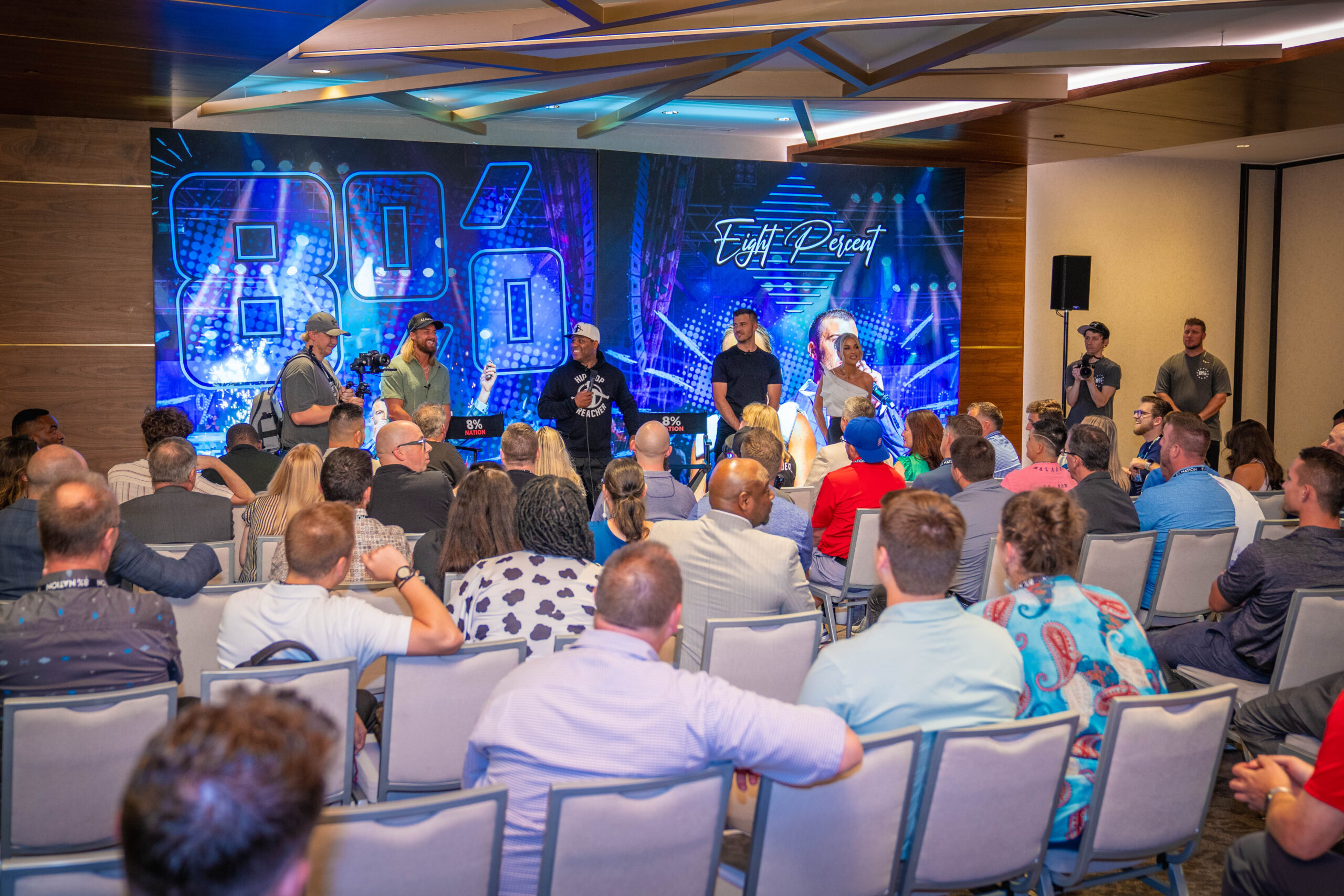 8% Nation roadshow event packed crowd